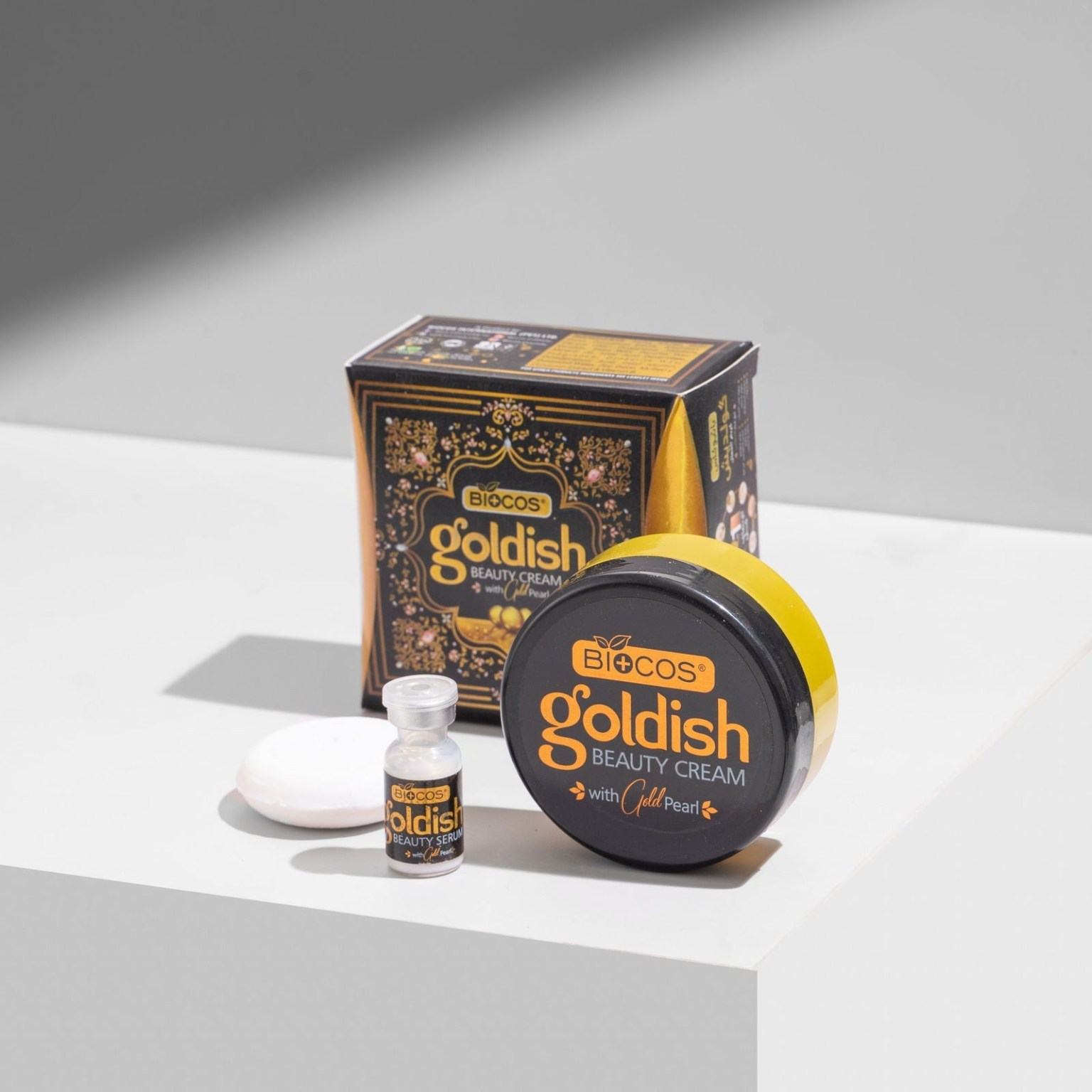 Biocos Goldish Whitening Cream 